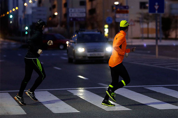 Cómo correr sobre asfalto y evitar lastimarse