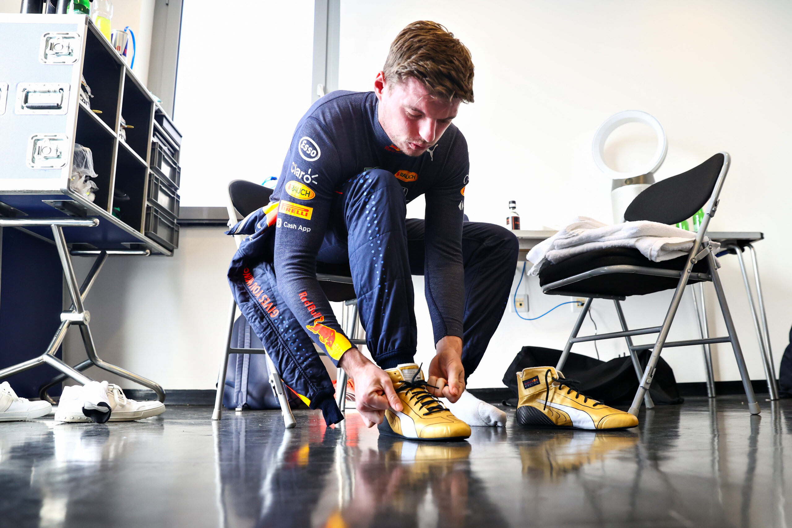 Puma celebra el título de Max Verstappen en la F1