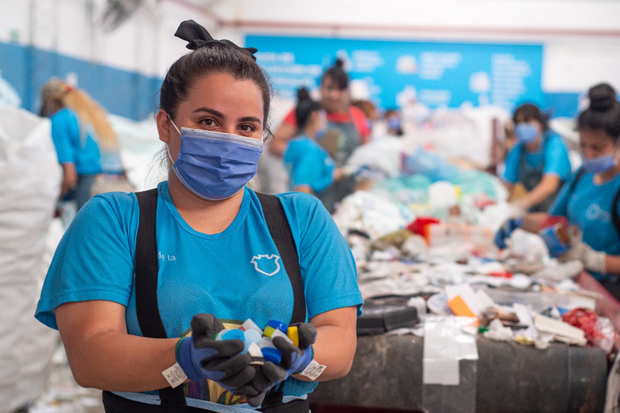 La Maratón de Córdoba usará 100 mil tapitas de plástico para hacer medallas finisher