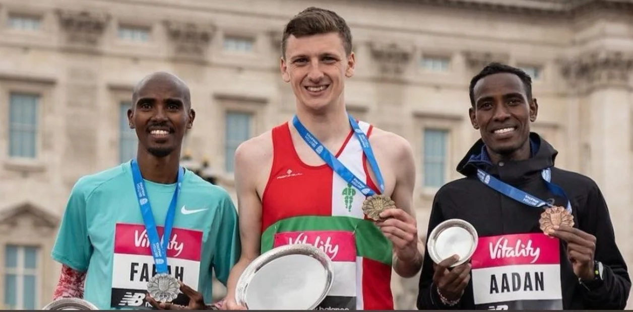 Un runner amateur le gana a Mo Farah en London Vitality