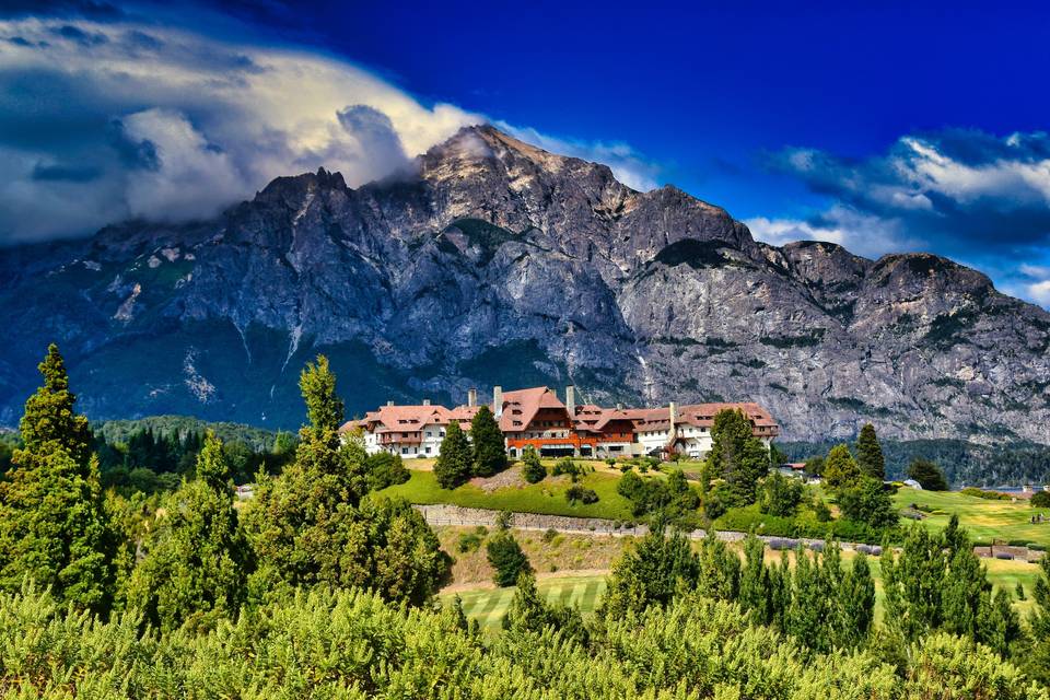 Bariloche, la mejor ciudad con montañas de la Argentina, según la IA