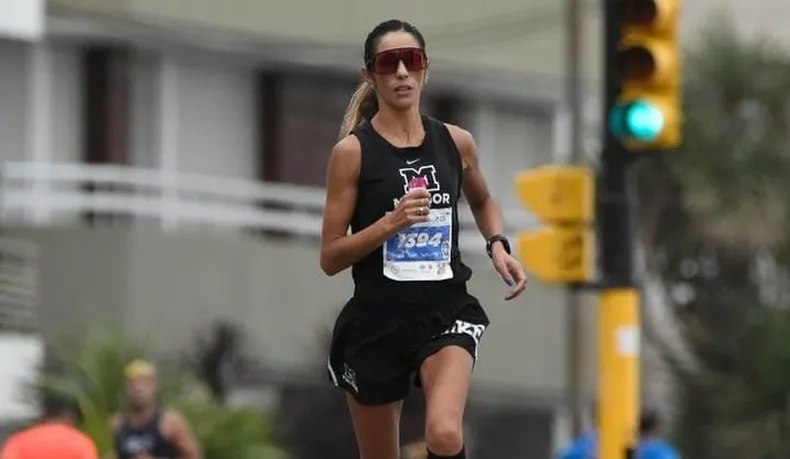 La atleta marplatense que sufrió el robo de sus zapatillas podrá correr en Caracas