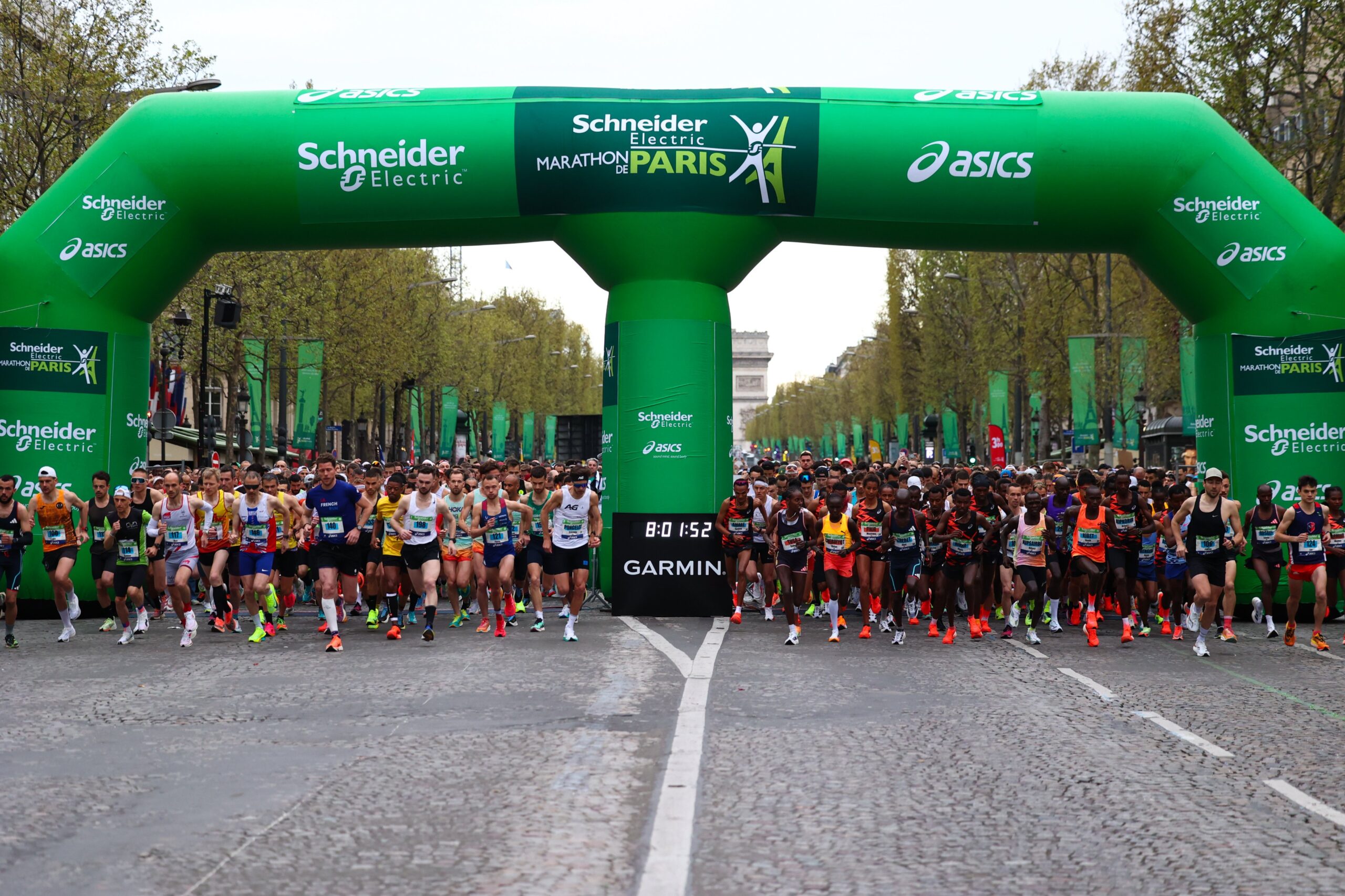 Maratón de París: Uma y Fikir ganan los 42k