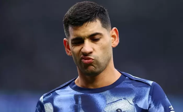 Cuti Romero criticó a la dirigencia del Tottenham: «Solo aparecen cuando las cosas van bien»