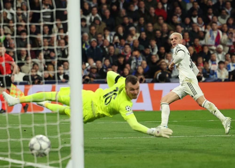 Con gol de Mastantuono, Real Madrid goleó al Mónaco