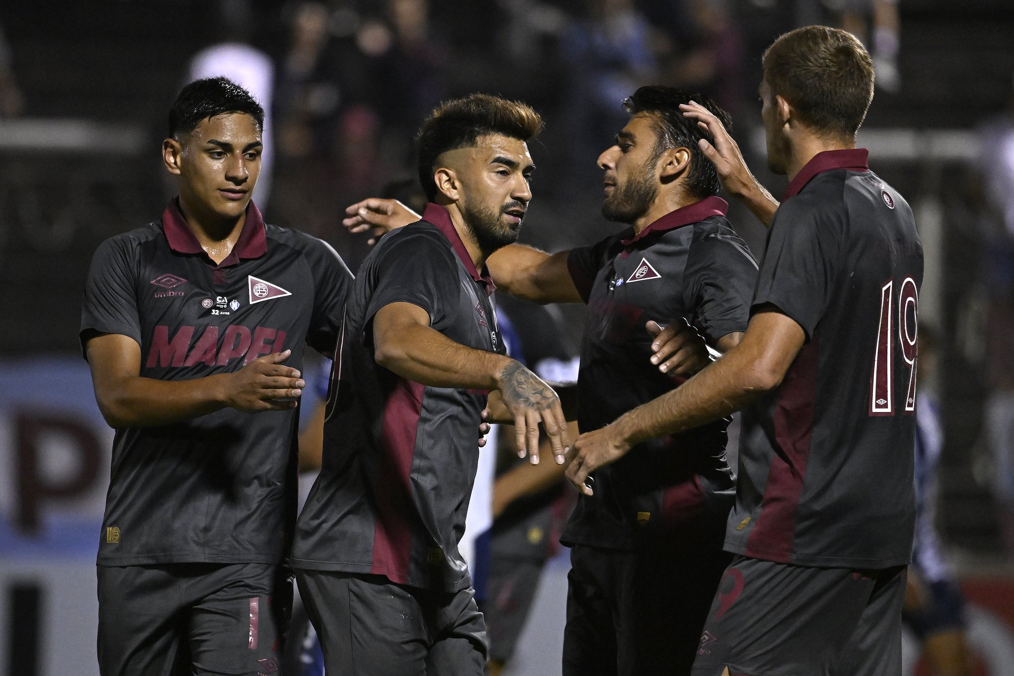 Lanús venció a Sarmiento de La Banda y avanzó a 16avos de final de la Copa Argentina
