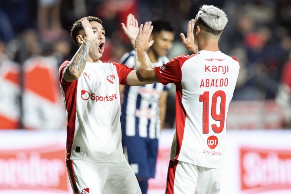 Independiente enfrenta a Everton