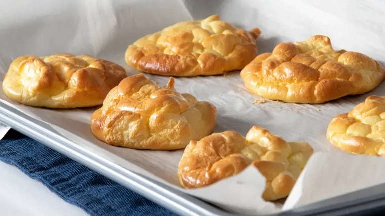 Sin horno ni harina: la forma correcta de hacer el pan nube en sartén, fácil y rápido