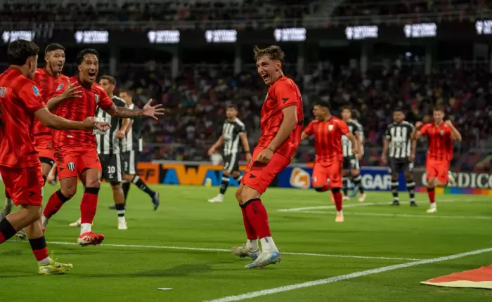 Gimnasia de Mendoza visita a Unión en Santa Fe