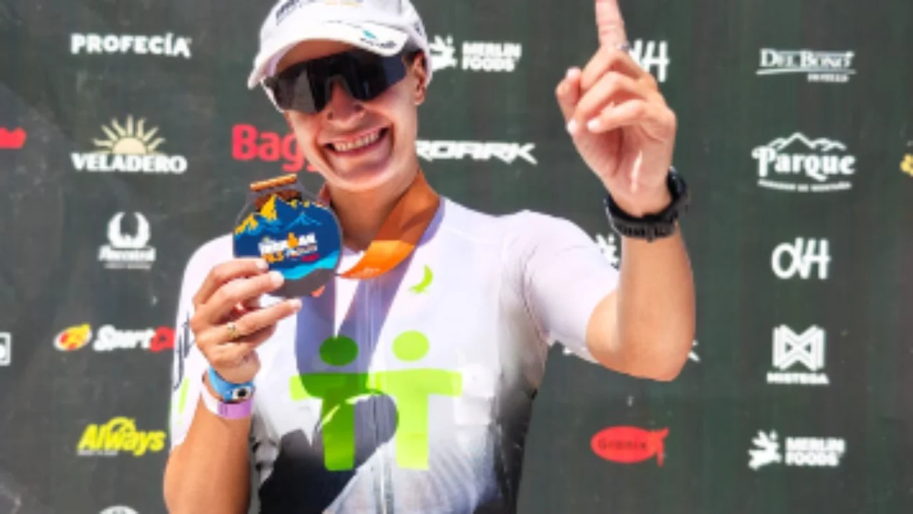 Clara Debiassi gana el Ironman 70.3 San Juan
