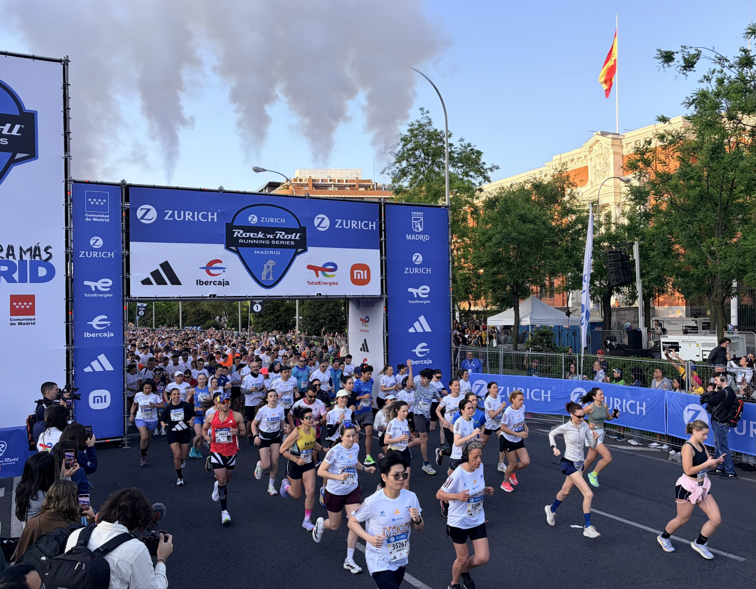 Mike Chematot y Kena Girma conquistan un Maratón de Madrid con récord de participación