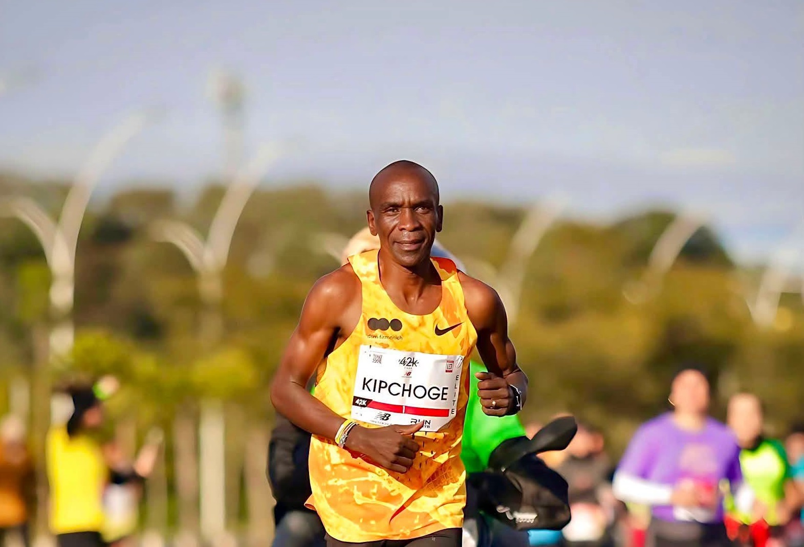 Eliud Kipchoge, 12º en su paso por Sudamérica en el Maratón de Porto Alegre 2026