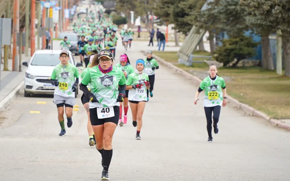 Zapala se prepara para la Media Maratón Aniversario: más de 260 corredores estarán en la largada