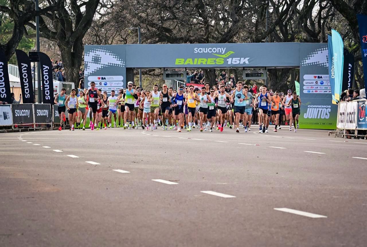 Saucony 15k Baires: 5500 corredores coparon la Ciudad